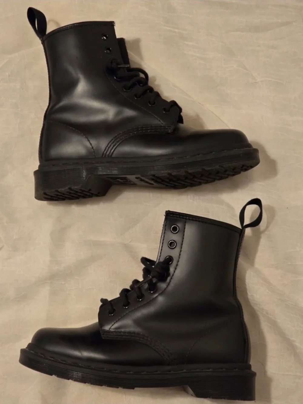 Dr. Martens 1460 Mono Smooth Leather